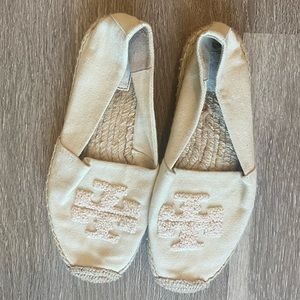 RARELY WORN Tori Burch | Canvas Slip-ons
